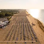 Appartamento Cozy With Outdoor Pool-beahost Bibione